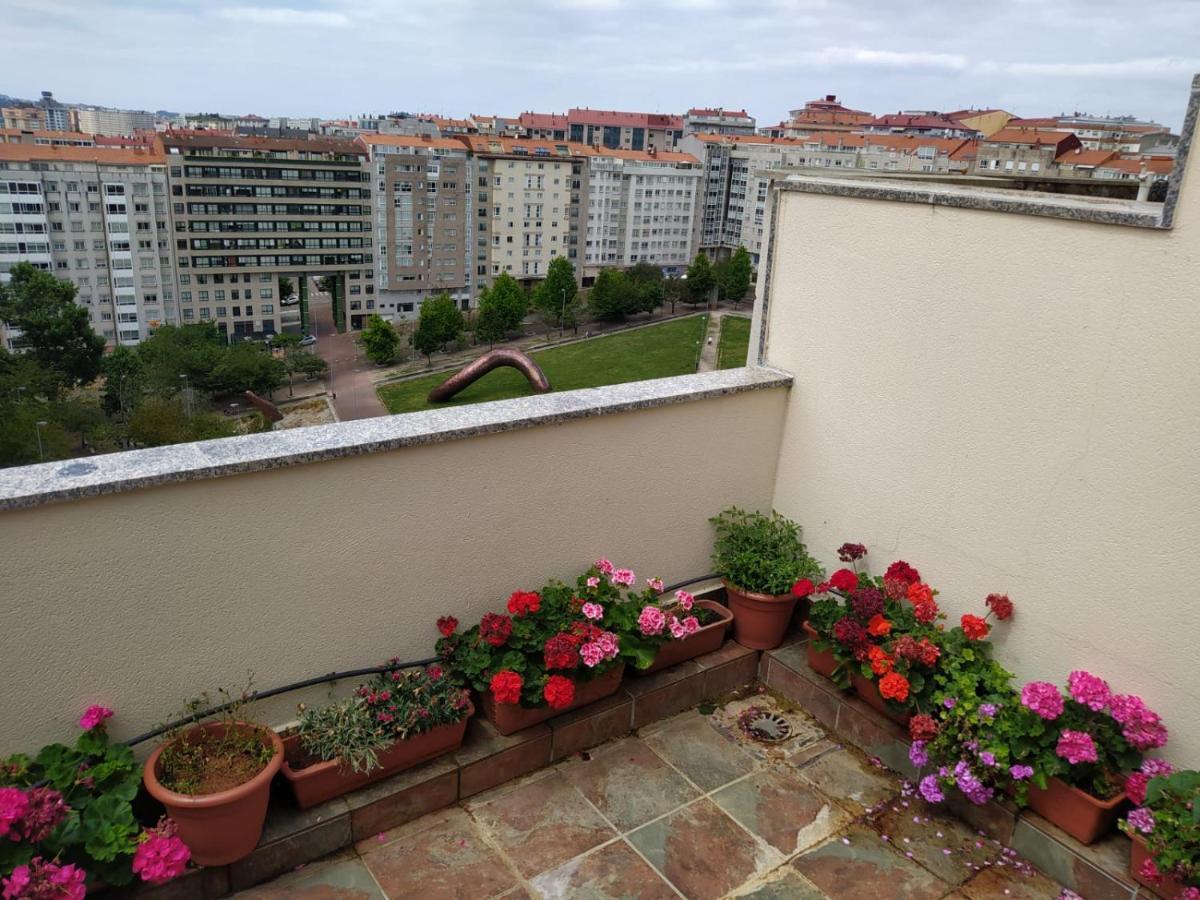 Duplex Amplio,Parking Wifi, 2 Terrazas, Bien Conectado Con Playas, Zona Segura Leilighet Vigo Eksteriør bilde