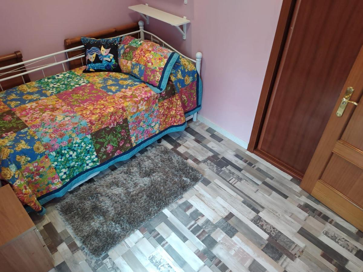 Duplex Amplio,Parking Wifi, 2 Terrazas, Bien Conectado Con Playas, Zona Segura Leilighet Vigo Eksteriør bilde